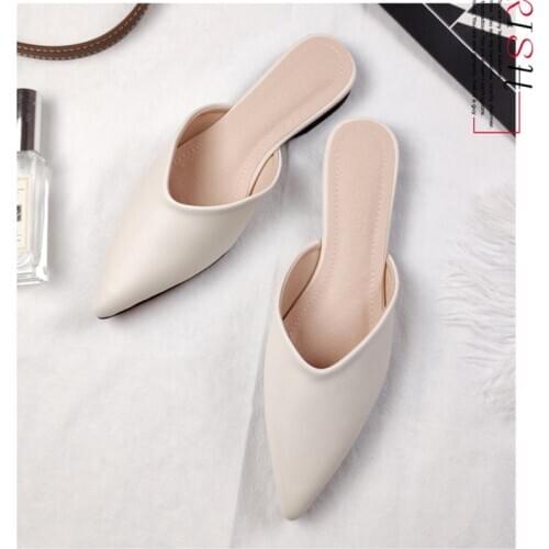 Wholesale Female Mules Shoes Fashion Low Heel Lazy Slides Womens Black Pointed Brand Slippers Ladies Leather Designer Flip Flop