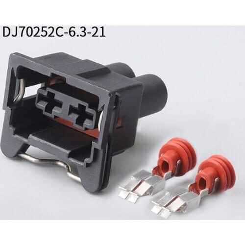 100sets shhworldsea 2pin auto socket 6.3mm DJ70252C-6.3-21