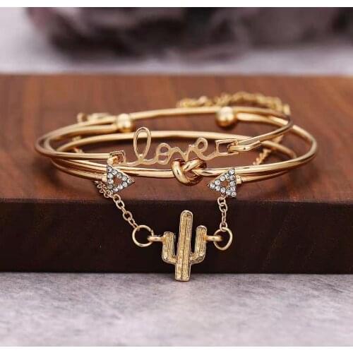 Fashion Personality Female Bracelet Sactus Triangle Knotted LOVE Shape Bracelet Combination Four-Piece Set 2021 New Party Gift