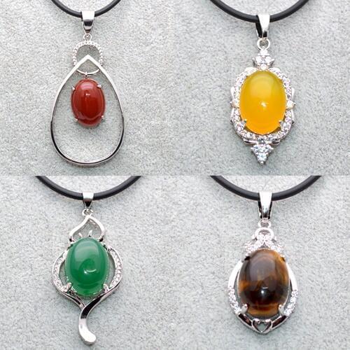 1pc Various Styles Natural Green Red Yellow Agate Rhinestone Crystal Setting Pendant Necklace 16'' Rubber Chain Women Jewelry