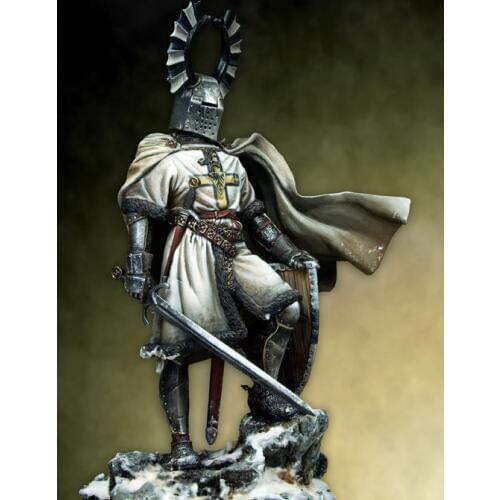 1/18 Scale Resin Figure Medieval Teutonic Knight 90mm