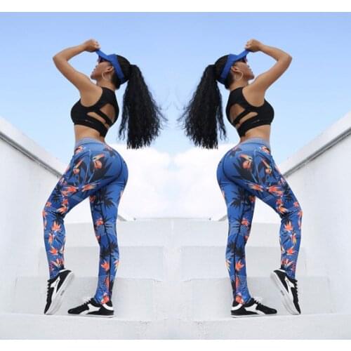 New Womens Leggings Stitching Maple Leaf Stripe Printing Yoga Sports Hip High Waist High Quality Polyester Slim Pants