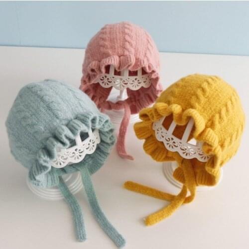 Cute Knitted Baby Hat Cap Warm Baby Girl Boy Winter Ear Warm Newborn Wool Hodd Lovely Flower Lace Hats