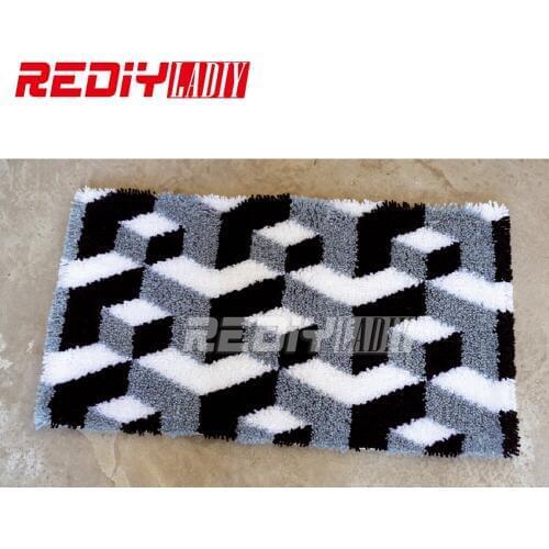 Latch Hook Rug Kits Smile 3D Hourse DIY Needlework Unfinished Crocheting Rug Yarn Cushion Mat Home Decor Embroidery Carpet Rug