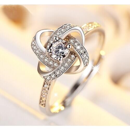 Fashion elegant clover AAA zircon diamonds gemstones rings for women white gold silver color jewelry bijoux lucky gift accessory