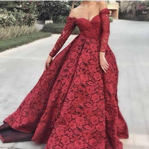 New Arrival Off the Shoulder Sweetheart Long Sleeve Pleated Sweep Train Contrast Color Red and Black Lace Prom Dresses 2019