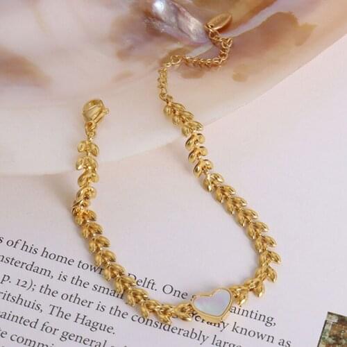 Retro Grain Shell Round Heart Charm Bracelet for Women Titanium Steel Girl Teen Friend Chain Dating Design Jewelry Wholesale