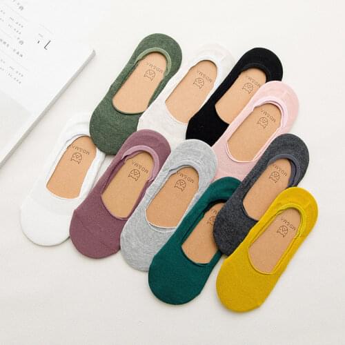 Women Breathable Sports socks Solid Color Boat Comfortable Cotton Ankle Socks Wholesale