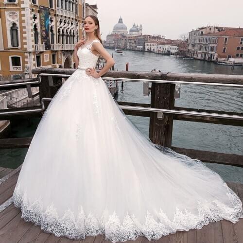 Beaded Crystal Waist Bow Appliques Princess A-line Wedding Dress Plus Size Robe Femme Buttons Up Back White Bridal Gowns