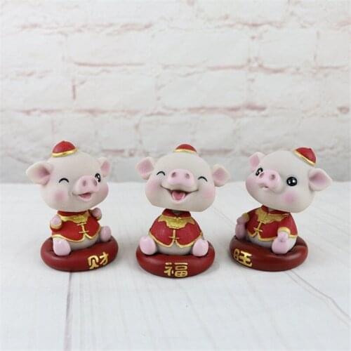 Shaking Head Piggy Ornaments Home Decoration Auspicious Blessing Desktop Resin Figurines Crafts Birthday Party Wedding Gifts