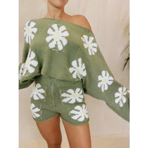 Puloru Autumn Spring Chic Two-piece Knitted Sets Womens Floral Shorts Suits Long Flared Sleeve Pullover Jumpers+Wide-leg Shorts