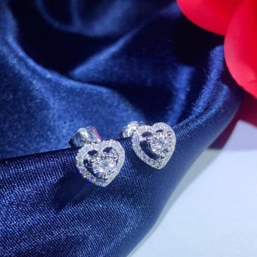 Huitan Chic Heart Shaped Stud Earrings AAA White Cubic Zirconia Daily Wear Exquisite Versatile Women Earrings Statement Jewelry