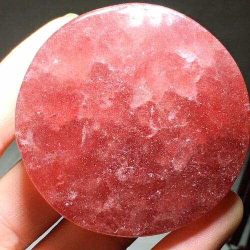 Strawberry quartz palm