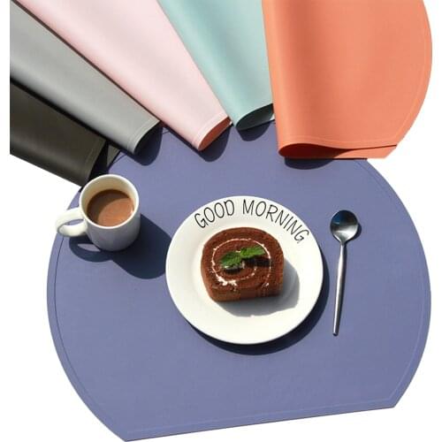 Table Mats Solid Color Semicircular Silicone Placemat Heat Insulation Pad Decorative Mat for Home Restaurant