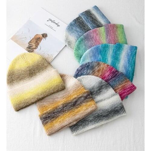 New Womens Stylish Beanie Hat Fashion Gradient Color Knitted Hat Female Streetwear Winter Hat Teens Trend Cap