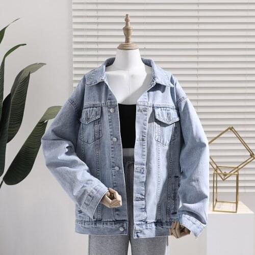 Plus size Women Washed Vintage Light blue Denim Jacket Loose Oversized Female Jeans Jacket Casual Spring Harajuku Women Clothing