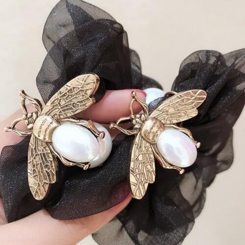Retro Bee Scrunchies Elastic Hair Bands for Women Pearl Elegant Fashion Head Ponytail Rope Tie Female Girls Hair Accessories