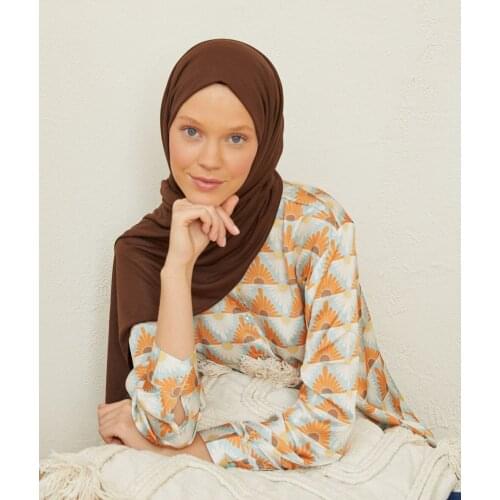 Şalland Combed Cotton Shawl Bitter Brown Color New Model Trend Stylish 2021 Women Hijab Scarf Shawl Scarves Four Seasons Comfortable Flexible Fabric Practical Use Clothing Accessories Hijab Women Combed Cotton Shawl-18