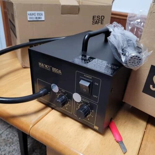 Used 850B Hot Air Gun Desoldering Station 220V Digital display Soldering Station Heat blow dryer Handle