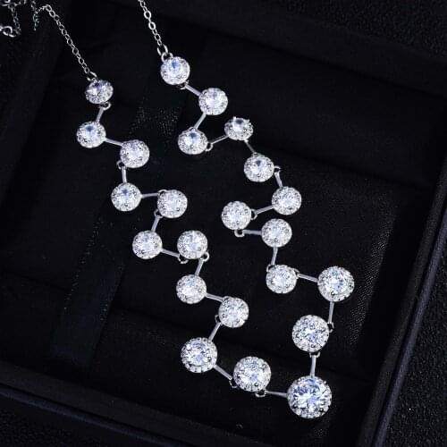 Luxury Women Necklace With White Crystal Zircon Female Clavicular Chain for Party Daily Wear Versatile Trendy Costume Jewelry