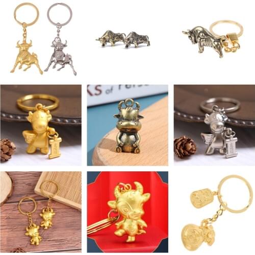 1PC Ox Year Brass Bullfighting Lucky Key Ring Pendant Vintage Copper Lucky Bull Keychain Charm Gift Pendant Souvenir