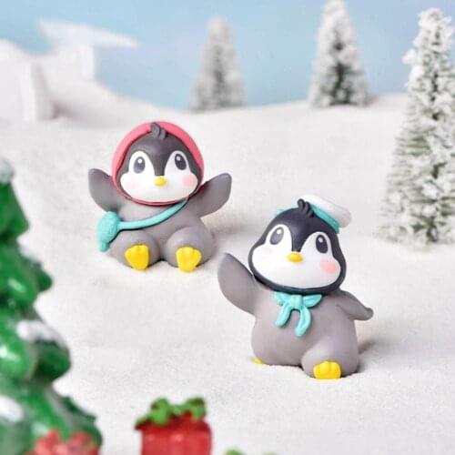 5Pcs Exquisite Penguin Figurine Smooth Lines Home Decoration Portable Animal Ornament DIY Decoration for Home Cake Decoration