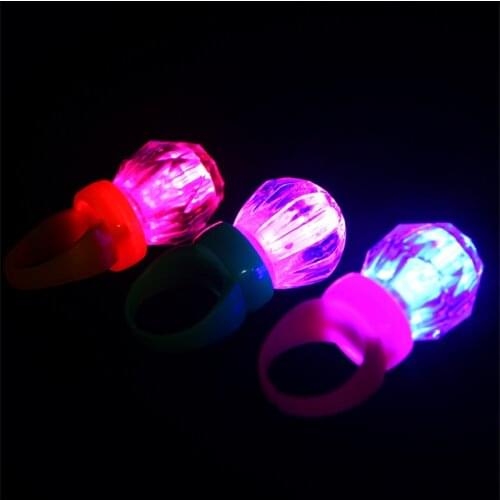30pieces/lot Crystal Small Diamond Flashing Finger Ring Led Light Up Kids Finger Ring Toys for Birthday Wedding Party Favors