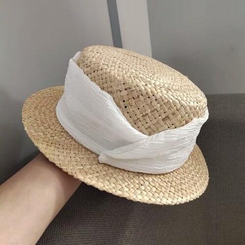 2021 New Hand Made Women Fedoras Flat Top Hats Female Summer Beach Sun Hats Vintage French Elegant Raffia Hat Casual Caps Modis