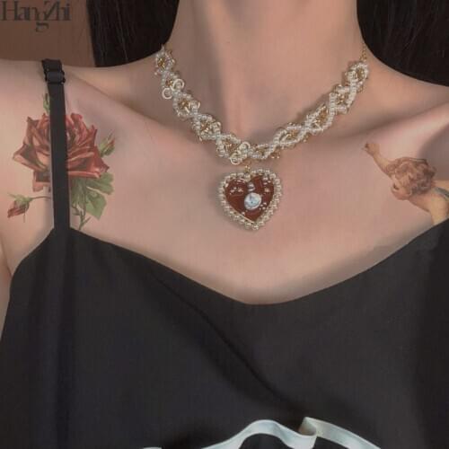 HangZhi 2020 New Vintage Heart Unicorn Pendant Double Layer Pearl Necklace Choker Collar for Women Banquet Party Jewelry