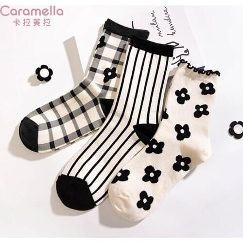 Caramella 2020 New Cotton Women Socks 3Pairs/Lot Black White Short Socks Black Stripe Girls Socks Comfy Flower Female Socks