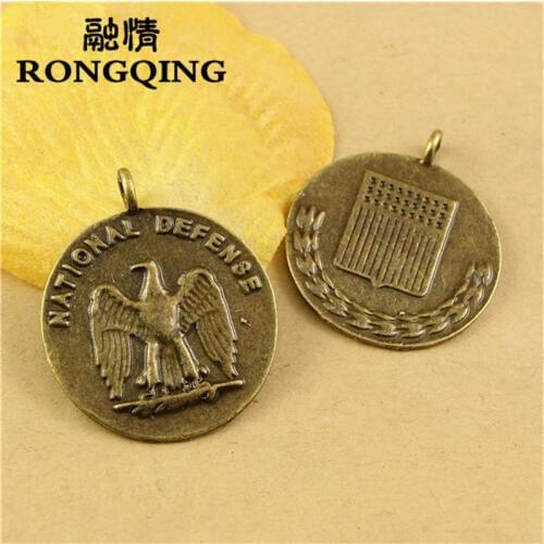 RONGQING 28MM 40pcs/lot Eagle Pendants Necklaces Handmade Fashion Jewelry Charms DIY