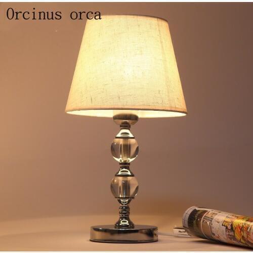 Modern simple energy-saving crystal desk lamp living room, bedroom bedside lamp American style creative decorative table lamp