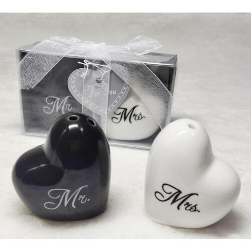 50pcs(25sets)/lot ceramic heart Mr. & Mrs. salt and pepper shaker sets wedding bridal shower anniversary party door gifts