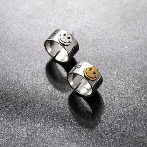 NEW Happy Smiley Face Lightning Stamp Ring Big Large Retro Vintage Golden Gothic Fashion Man Women Jewelry Rings