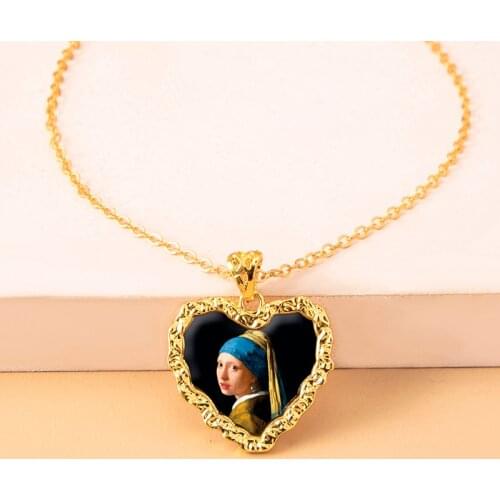 Classic Gold Heart Mona Lisa Girl With A Pearl Earring Oil Painting Epoxy Glue Pendant Necklace Vintage Aesthetic Jewelry