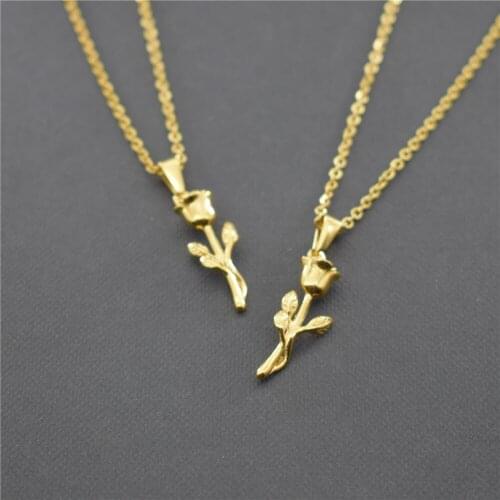 Vintage Delicate Flower Necklace Jewelry Gold Color Rose Flower Pendant Necklace Plant Flower Clavicle Chain Necklace Women