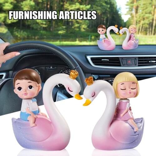 Mini Painted Lovers Swan Ornaments Resin Innovative DIY Accessories Micro Landscape Car Decoration Home Decor
