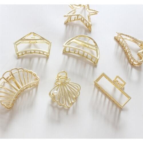 New Retro Metal Geometric Shark Clip Hollow Flowers Catch Clip Hair Accessories Large Bath Hairpins for Women Girls