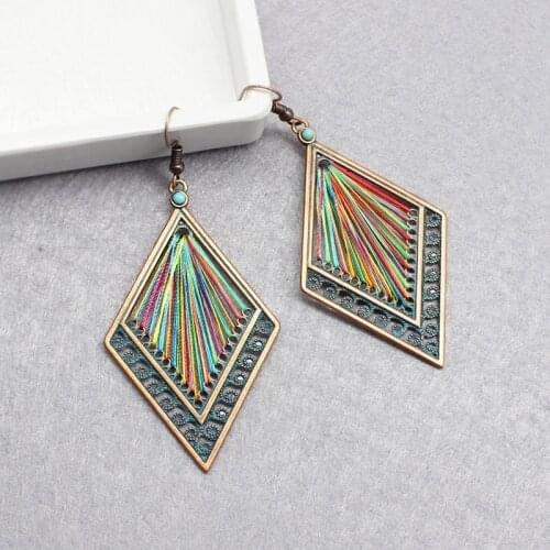 Rhombus Hollow Carving pattern Colored lanyard Vintage earrings Glamour personality earrings Womens jewelry accessories