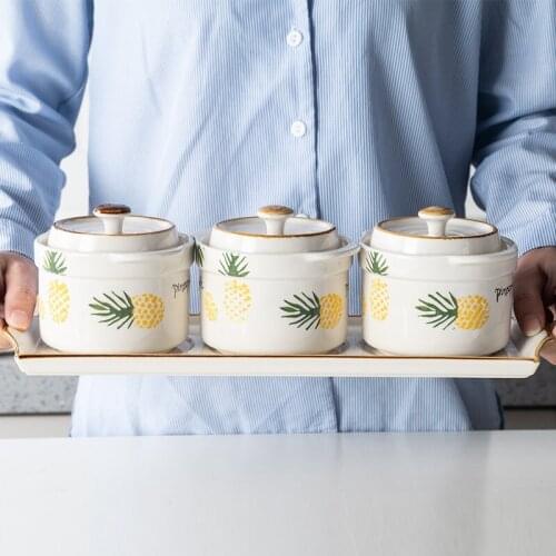 European Ceramic Spice Jars Household Sugar Bowl with Lid Creative Seasoning Pot Salt and Pepper Shakers Set Kitchen Supplies