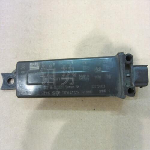 Wheel hub air pressure detection sensor Tire pressure sensor antenna Mas era tiQ uat tro por te Tire pressure receiving antenna