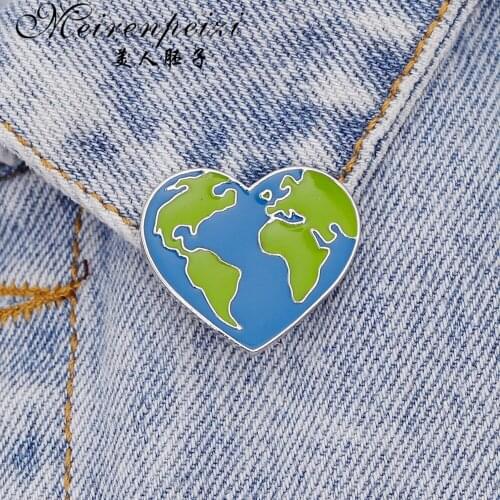 Meirenpeizi Cartoon Badges Map Heart Brooches For Women Heart Pins Jewelry Enamel Pin Denim Jackets Collar Badge