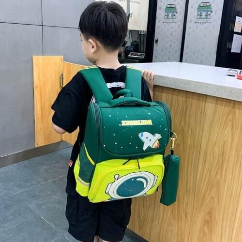Children Backpacks For Boys Girls Cartoon 3D Primary School Students Backpacks Kids Satchels Knapsack British Style School Bags