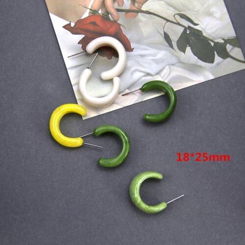 Newest 30pcs/lot color printing letter C decoration fahion stud earrings for women diy jewelry earring pendant accessory