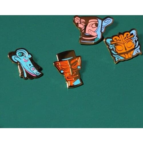 HOSENG Ancient Chinese Shu State Mask Metal Badge SANGXINGDUI Cartoon Luxury Blue Color Collar Pin Man Elegant Brooch HS_164