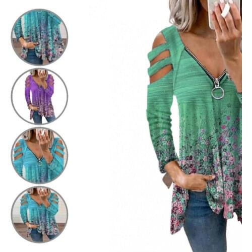 Lady Attractive Small Floral Print Hollow Out T-shirt Blouse Loose Top Small Floral Print for Daily Wear