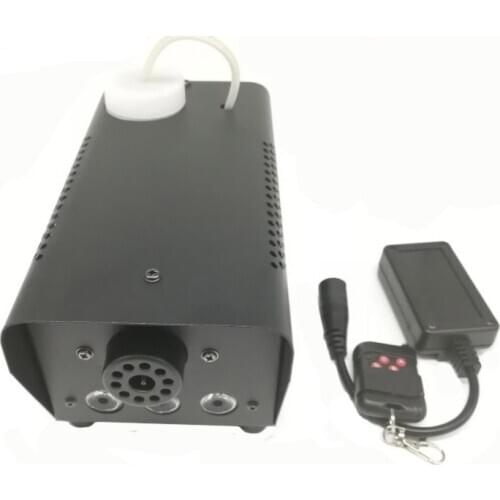 Hot sell remote control Red Green Blue Led mixed color Smoke Machine 500W Water-Based Special Effects colorful Fog Machine