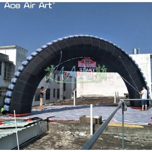 2020 Newest tire style sport arch inflatable start finish line,tyle shaped archway with red black removable banner on sale