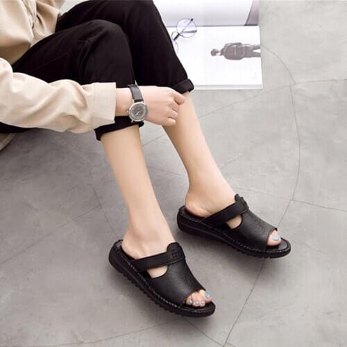 Tilocow Vintage Womens Slippers Genuine Leather Summer Flat Shoes Slides Women Flip Flops Outside Leather Mother Shoes