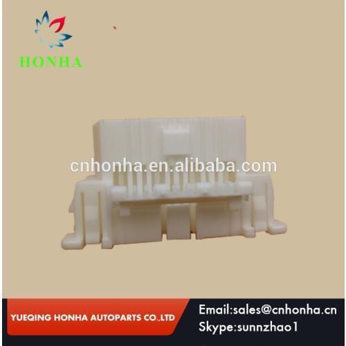 Car electrical parts 16 pin female connector 179631-1
